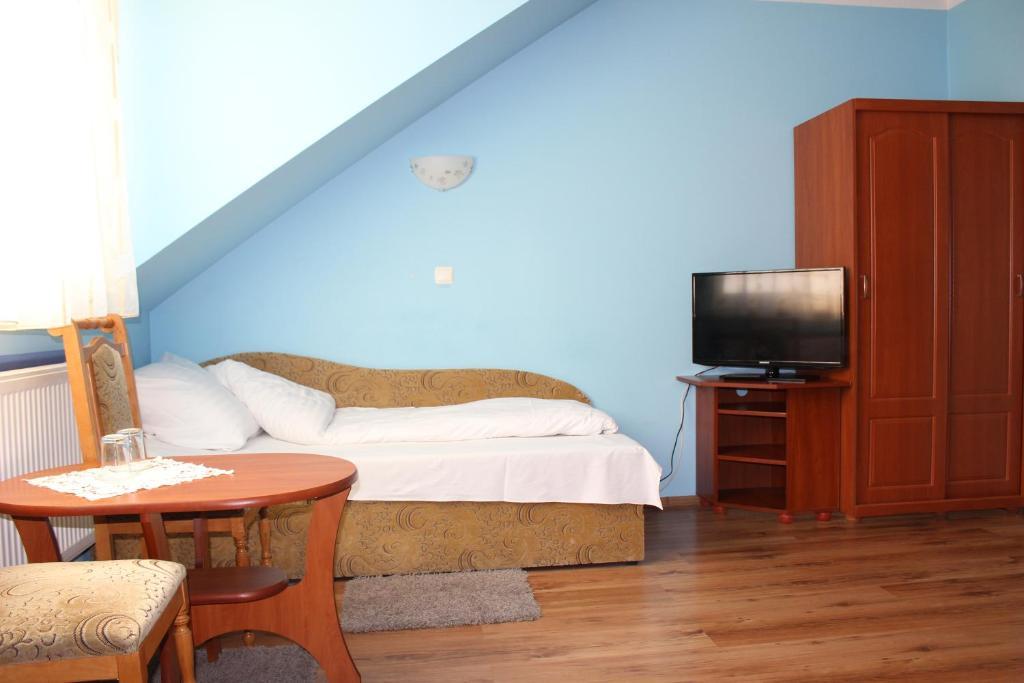 Hotel Czardasz Wrzesnia Ruang foto